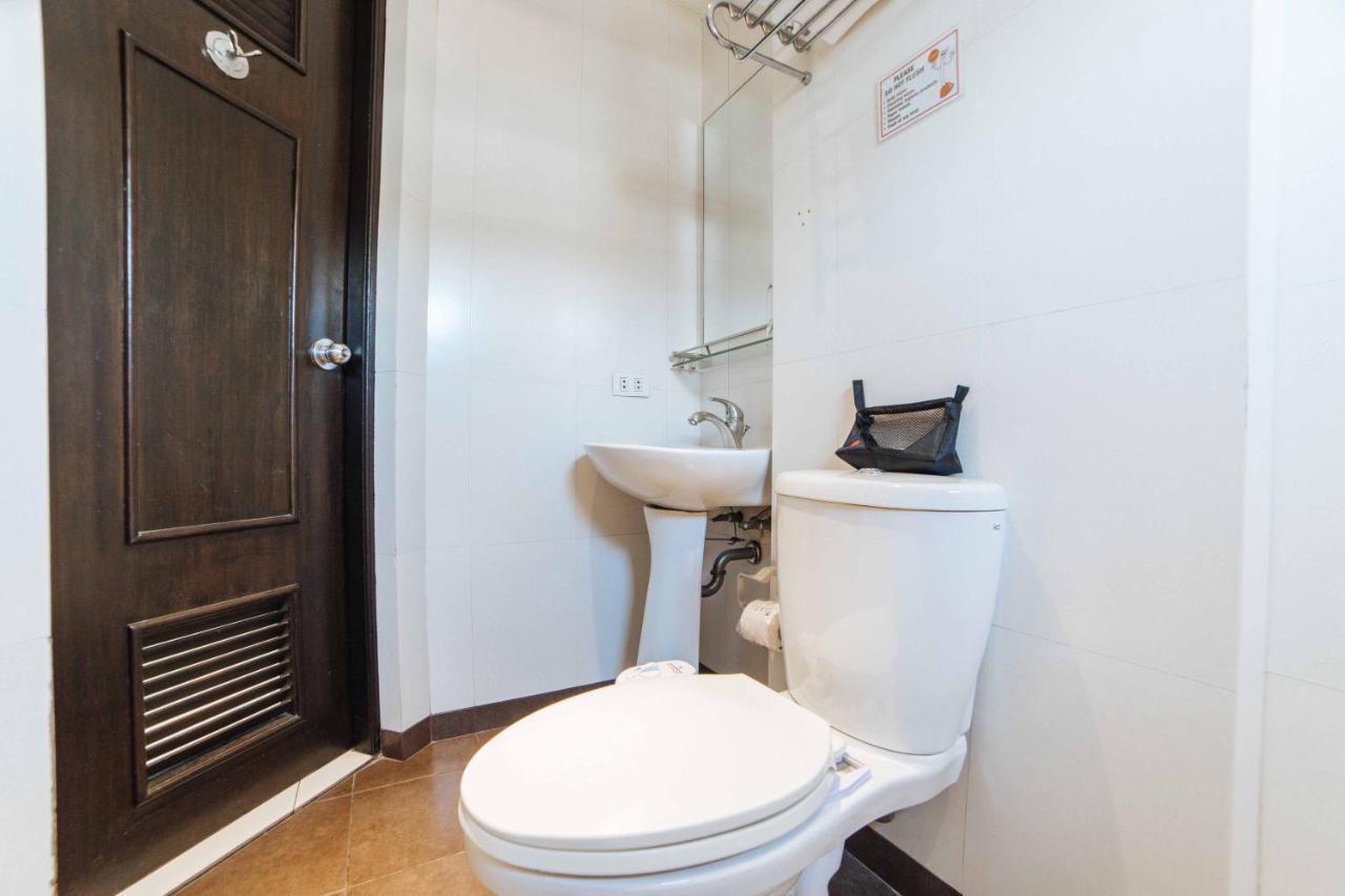 Reddoorz Plus Near Naia Expressway Pasay Exterior foto